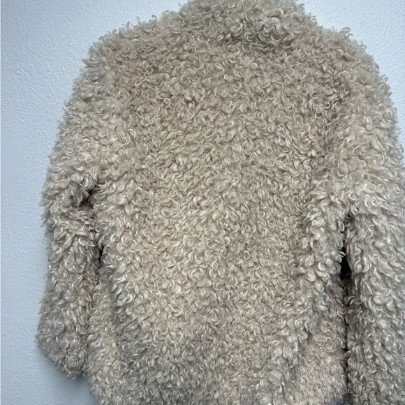 Abercrombie & Fitch Cream Sherpa Teddy Jacket Medium Cozy Boxy - Picture 5 of 9